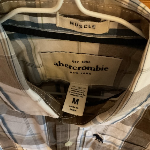 Boys Abercrombie muscle button down shirt - Picture 3 of 4